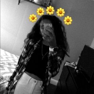 Meet your Posher, Mia